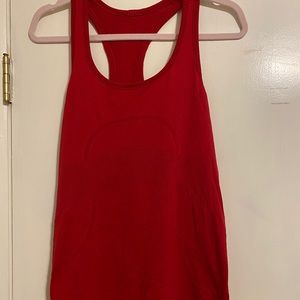 Lululemon Tech Tank Top Size 8 red